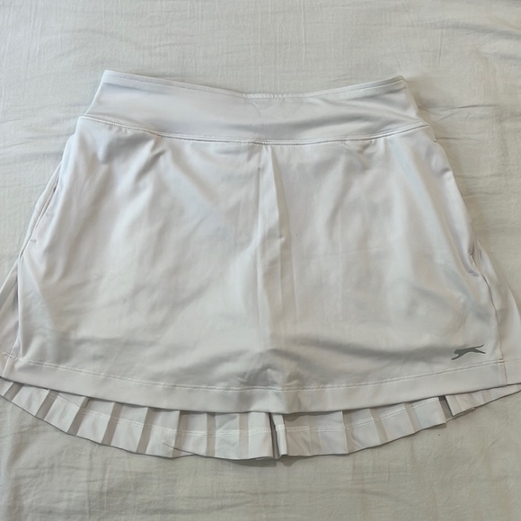 SLAZENGER WHITE TENNIS SKIRT - Picture 1 of 4